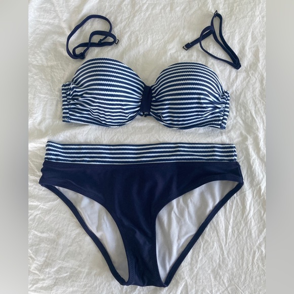 Strapless 2 piece Bikini in Navy Blue & stripes Size M New - Picture 1 of 5